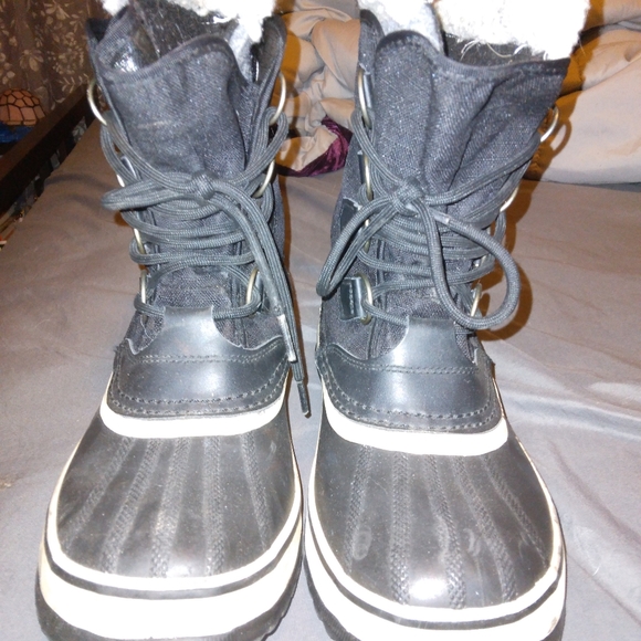 Sorel snow boots - Picture 2 of 5